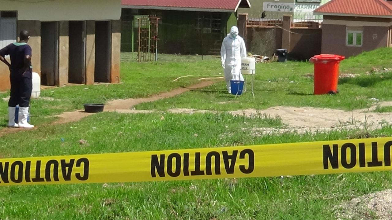 ebola-uganda-aa-1918736.jpg